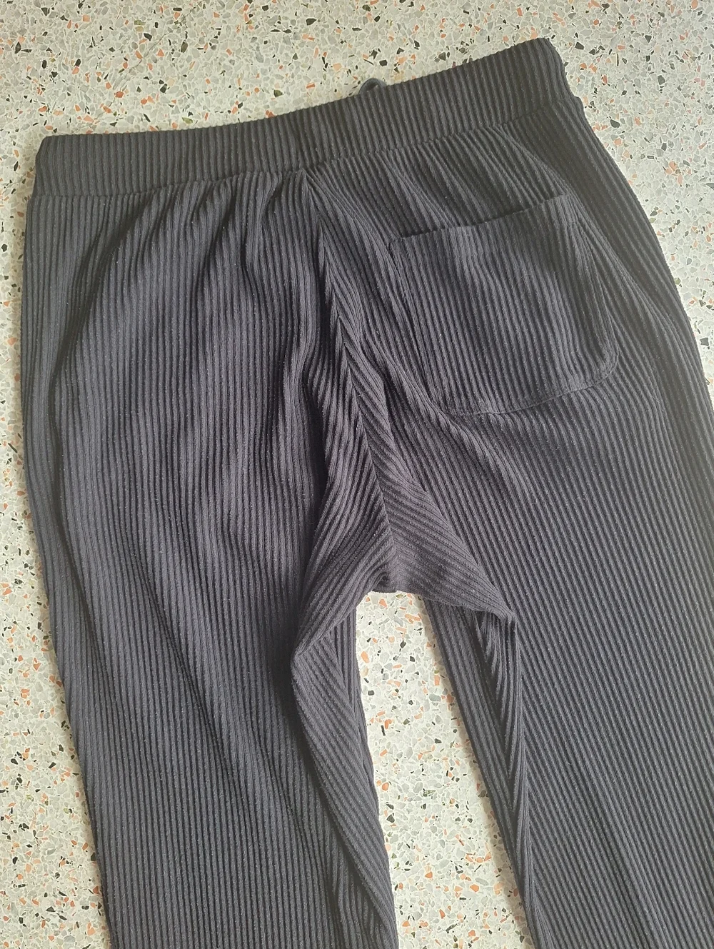 Alo Yoga Muse Sweatpant